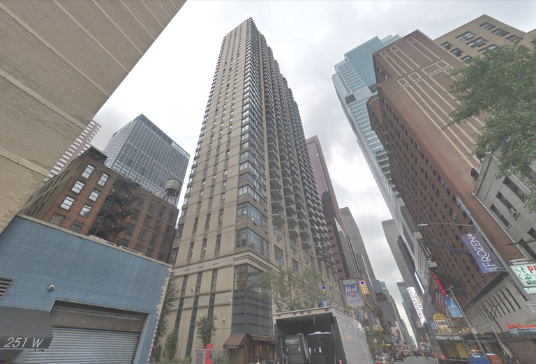 The Ritz-Plaza apartments in Midtown Manhattan