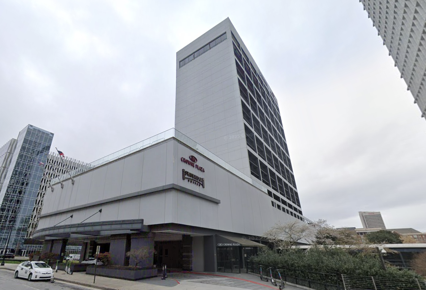 Midtown's Crowne Plaza Sells For Over $35M: The Atlanta Deal Sheet