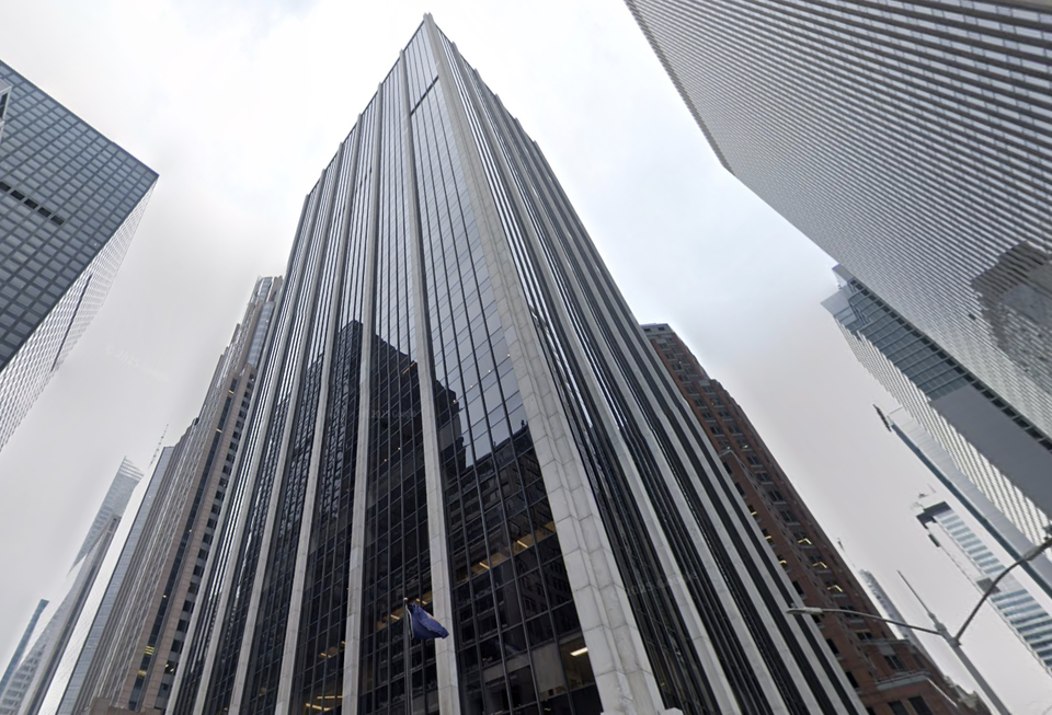 SL Green's 1185 Sixth Ave., where four tenants signed deals totaling 110K SF this week.