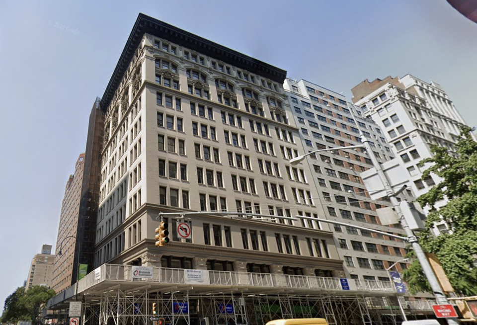 490 Fifth Ave. is one of RFR's smaller properties — and is the latest to find itself on the receiving end of a foreclosure suit.
