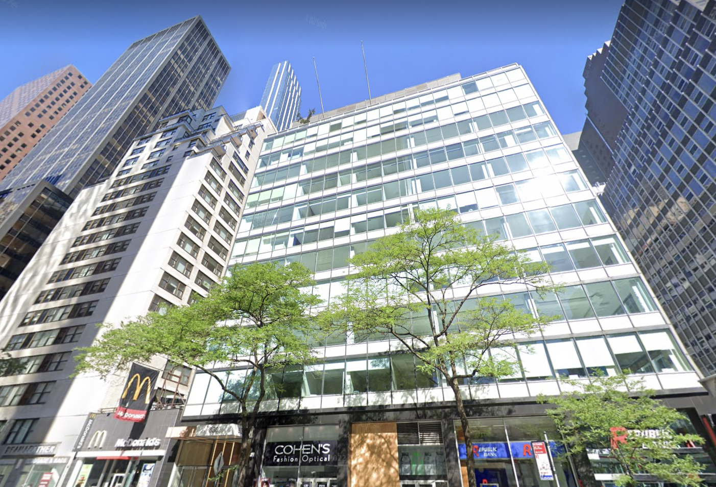 830 Third Ave., one of the office properties purchased recently by Namdar and Empire Capital.