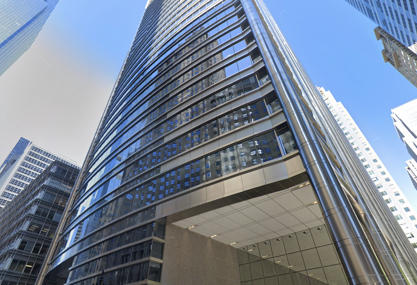 This Week's Chicago Deal Sheet: Downtown Building Lands City's Largest Law Firm Lease Of The Year
