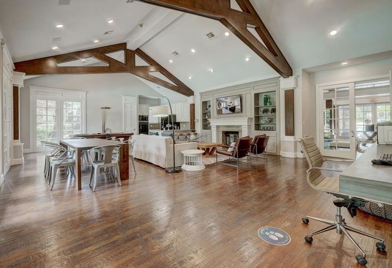 The Pavilions community at 9000 Vantage Point Drive in Dallas.