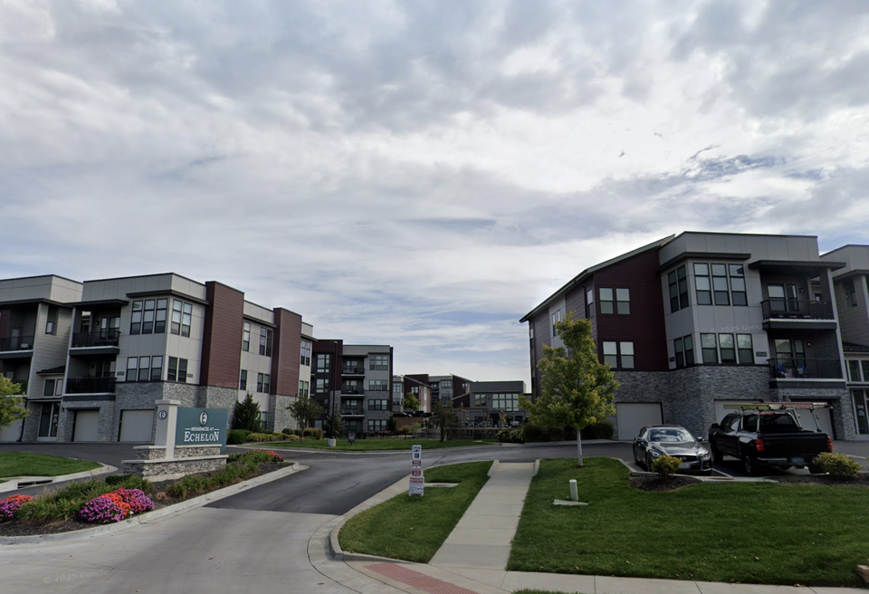 Varia US' Residences at Echelon Apartments in Missouri