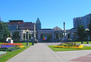 A wikimedia image of Denver's Civic Center Park in the spring or summer