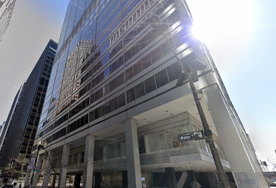 77 Water St., which Vanbarton Group is in contract to buy for $95M with potential plans to convert to residential use.
