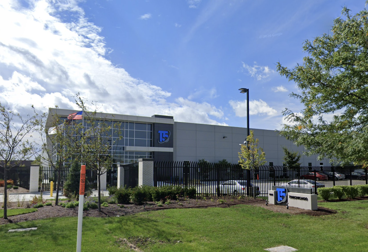T5 Data Center 1441 Touhy Ave.