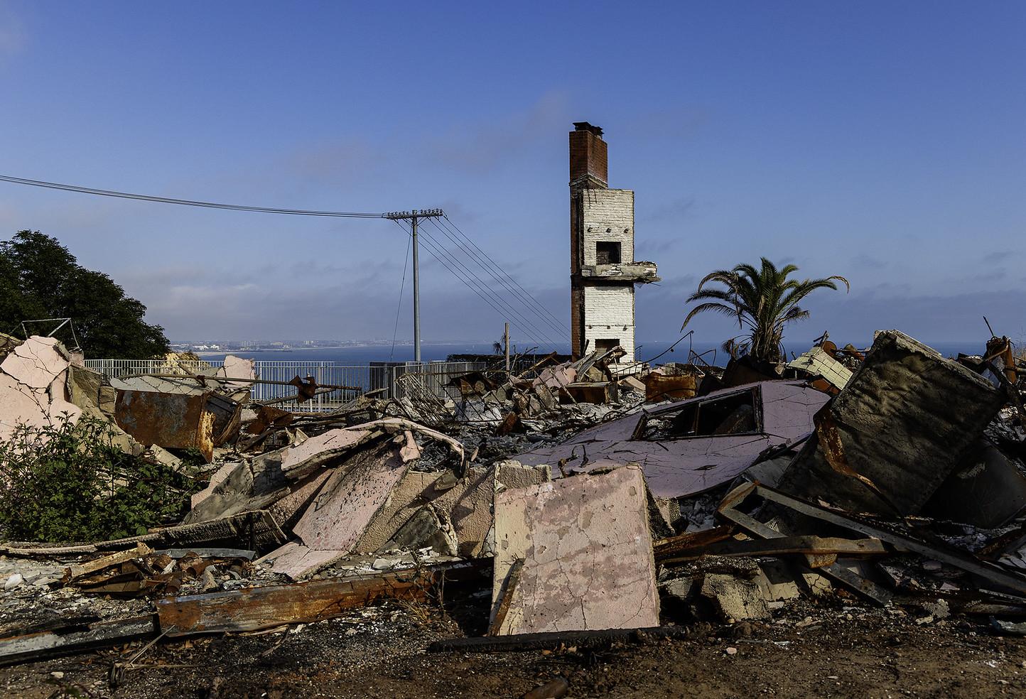 Trump Executive Order Seeks To Bypass Local Permitting Process For LA Fire Rebuilding