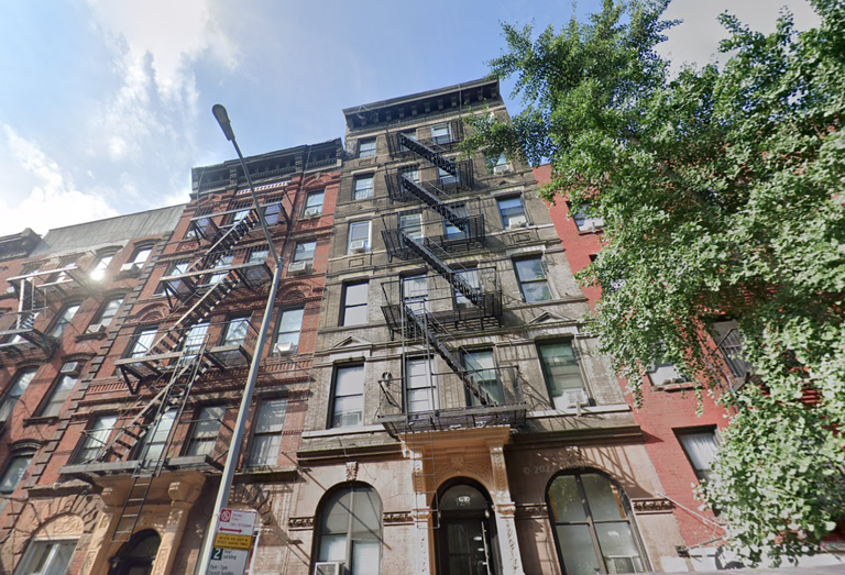 The 48-unit 120 E. 4th St. was one of six buildings sold by Kushner Cos. this week.