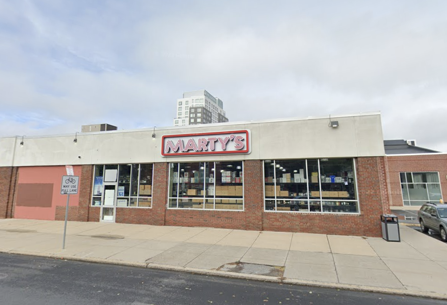 Former Marty's Liquor location