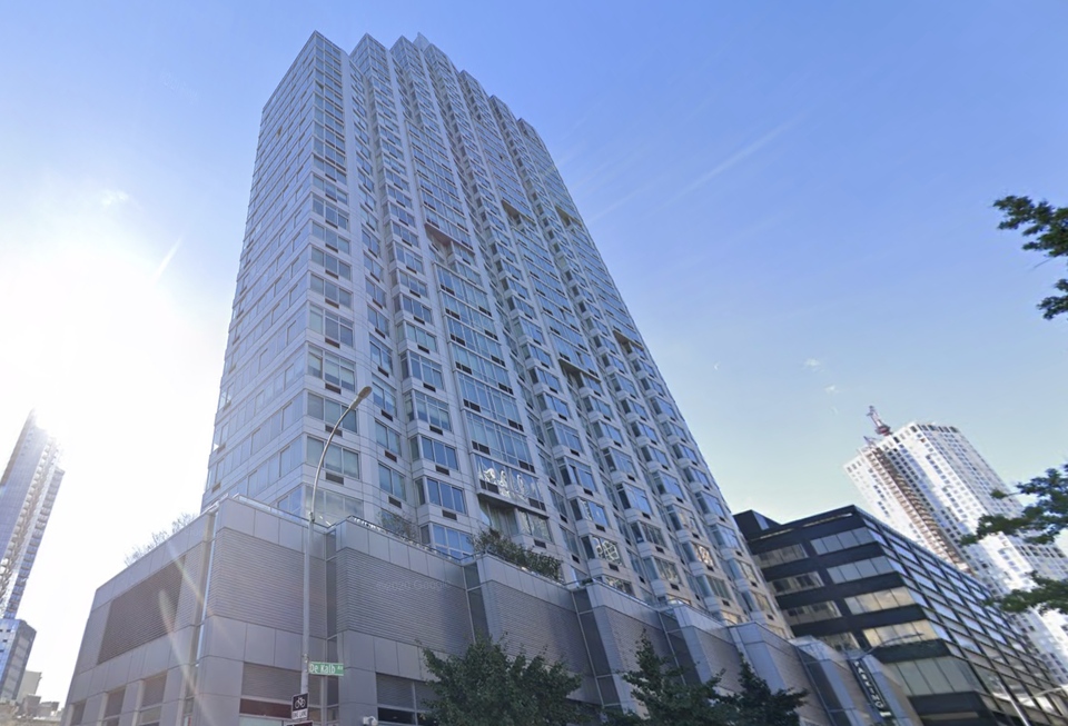 80 Dekalb Ave., which KKR sold to Atlas Capital Group for roughly $202M this week.