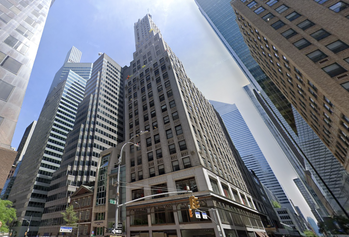 The DuMont building, at 515 Madison Ave., where landlord GFP Real Estate has reportedly defaulted on a $103M loan maturing late last year.