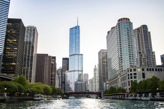 A view of the Chicago skyline 