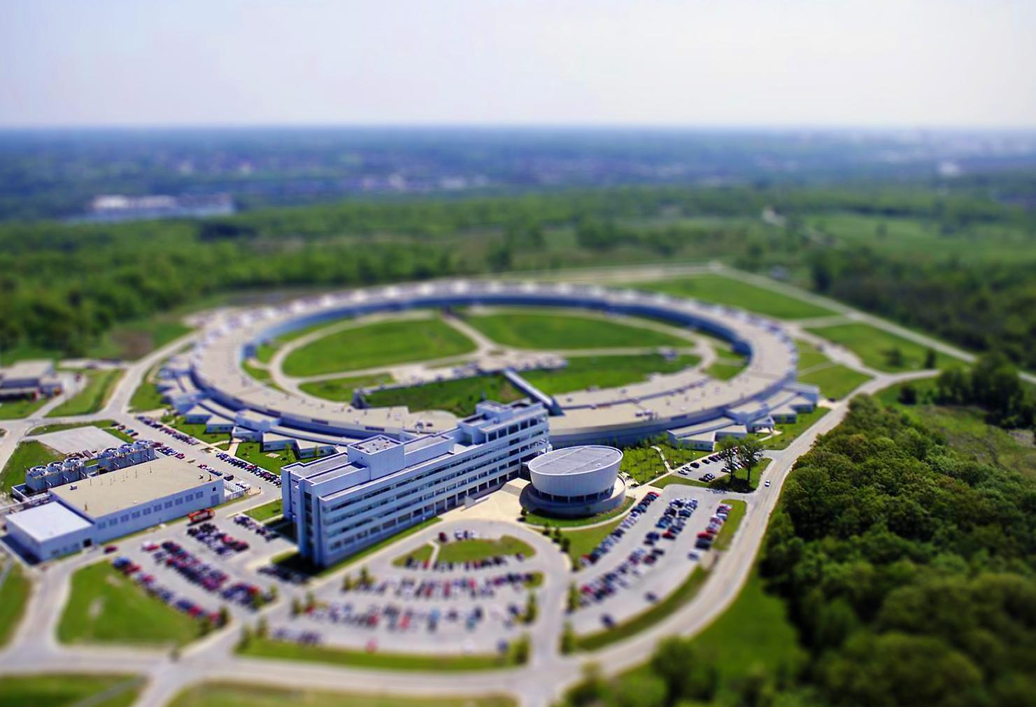 In DuPage County, Scientists Use Supercomputers And X-Rays To Tackle Coronavirus