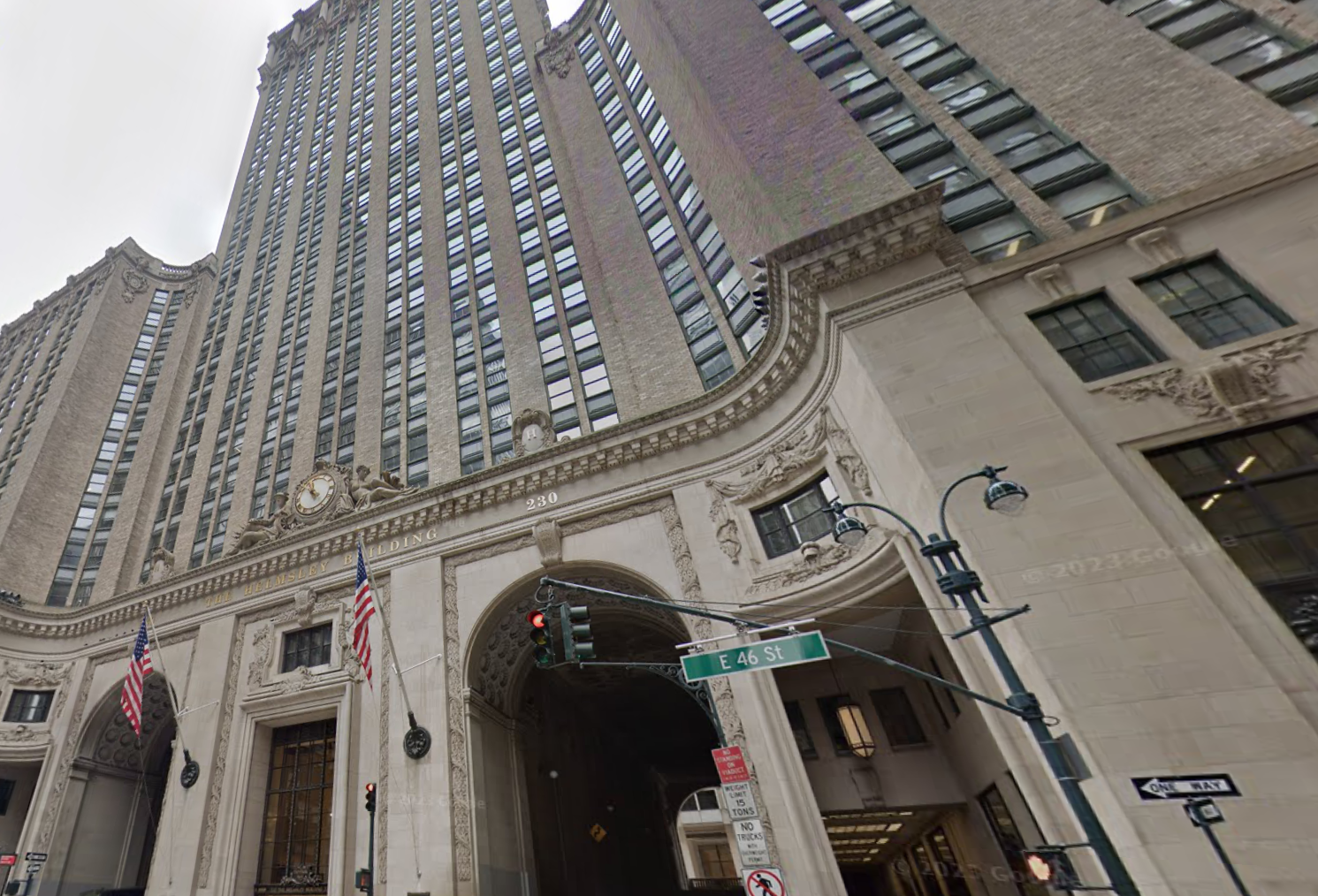The landmarked Helmsley Building, where RXR signed a new tenant this week despite the property's financial difficulties.