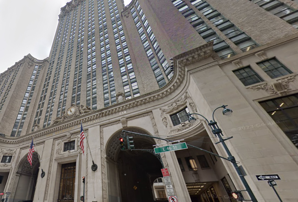 The landmarked Helmsley Building, where RXR signed a new tenant this week despite the property's financial difficulties.