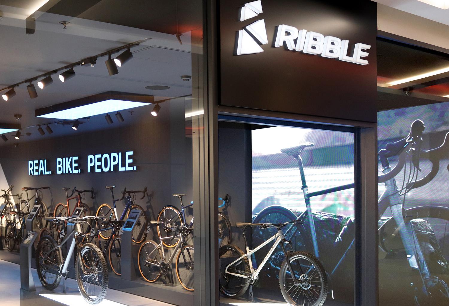This Is What Online Retailers Really Think About Leasing Physical Stores