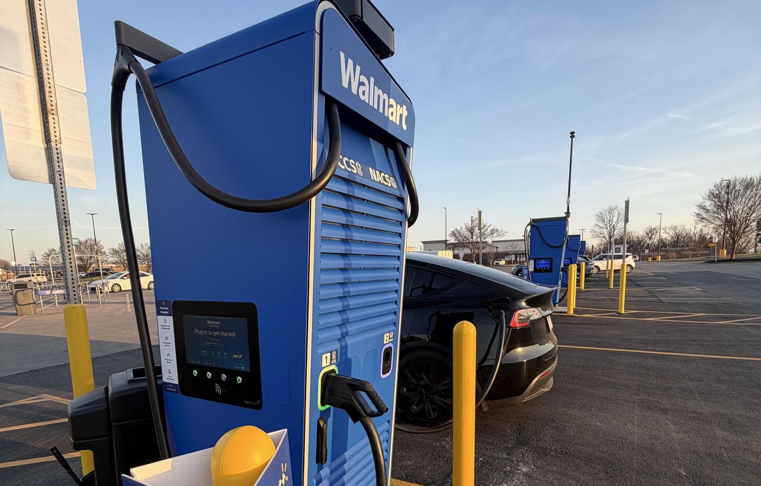 Retailers Charging Ahead With EV Stations Despite Policy
Pullback
