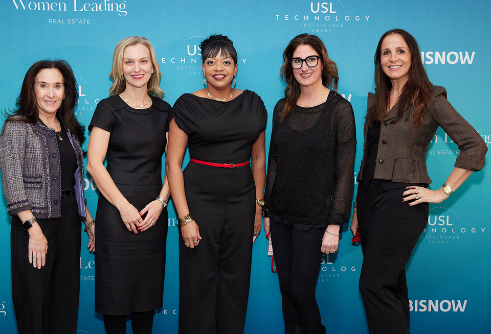 Invesco's Leslie Lisser, BGO's Abbe Franchot Borok, OfficeSpace Software's Linda Foggie, RXR's Whitney Arcaro and Hunton Andrews Kurth's Laurie Grasso at this 2024's Bisnow Power Women event.