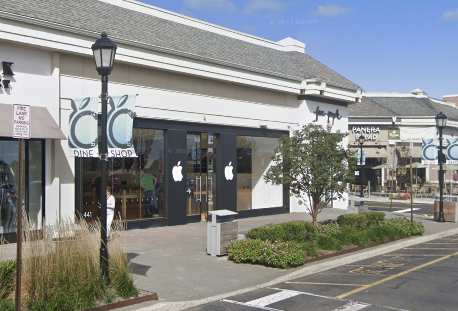 The Tice's Corner Apple Store, in Woodcliff Lake, NJ, is one of the last remaining stores with Apple's previous black storefront, Bloomberg reports. The store is due a makeover next year, updating it to match Apple's other stores.