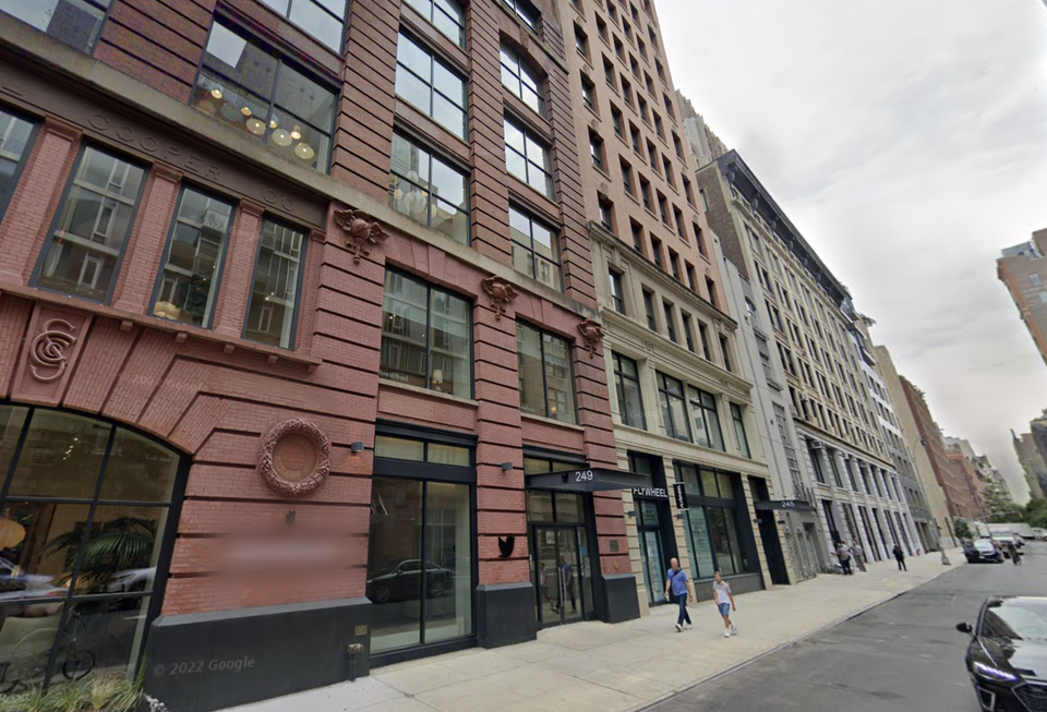 249 West 17th St., in Chelsea, where tenant Twitter is reportedly seeking a sublease agreement as it seeks further cost-cutting measures.