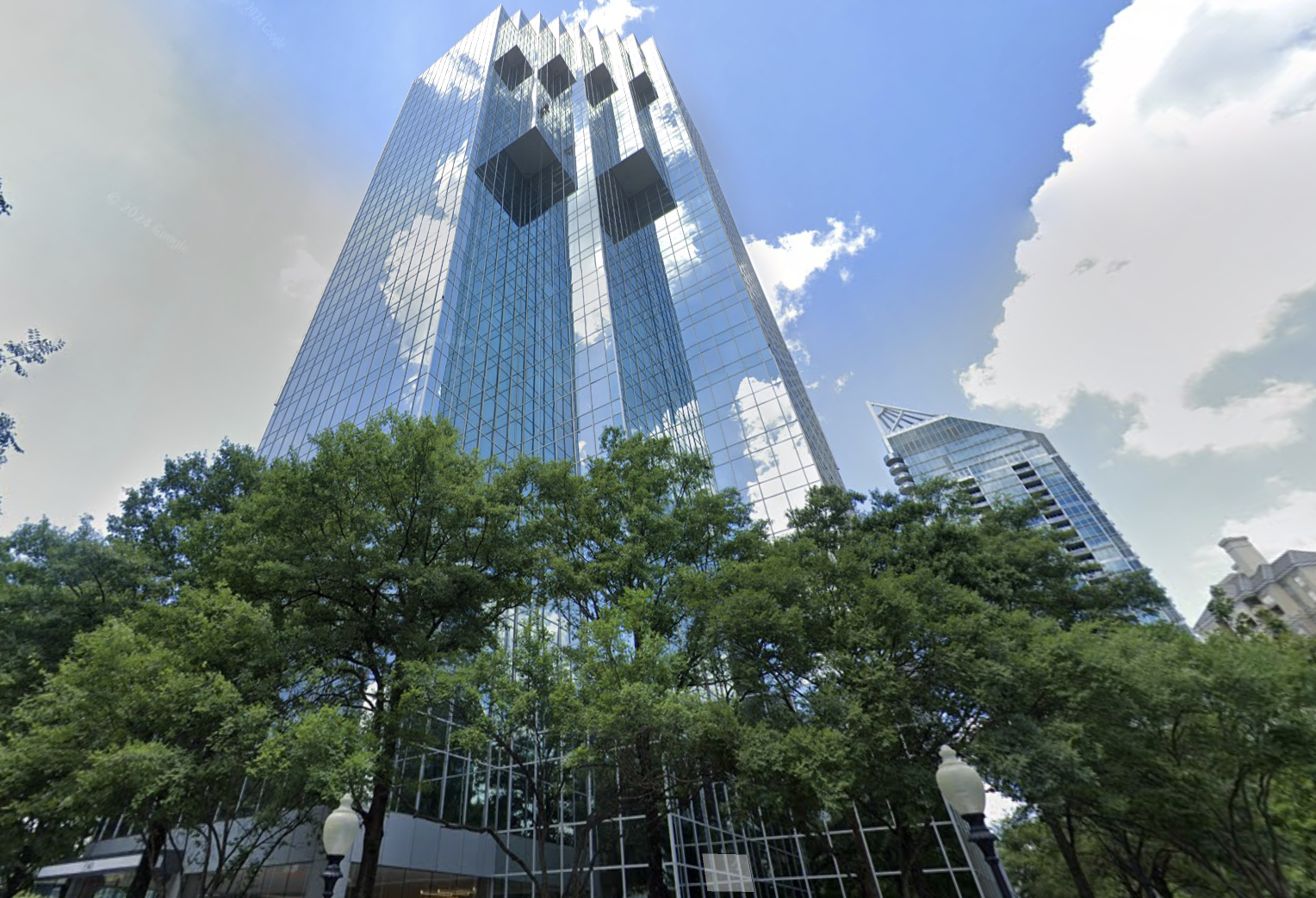 Regent In Talks To Buy Tower Place 100: The Atlanta Deal Sheet