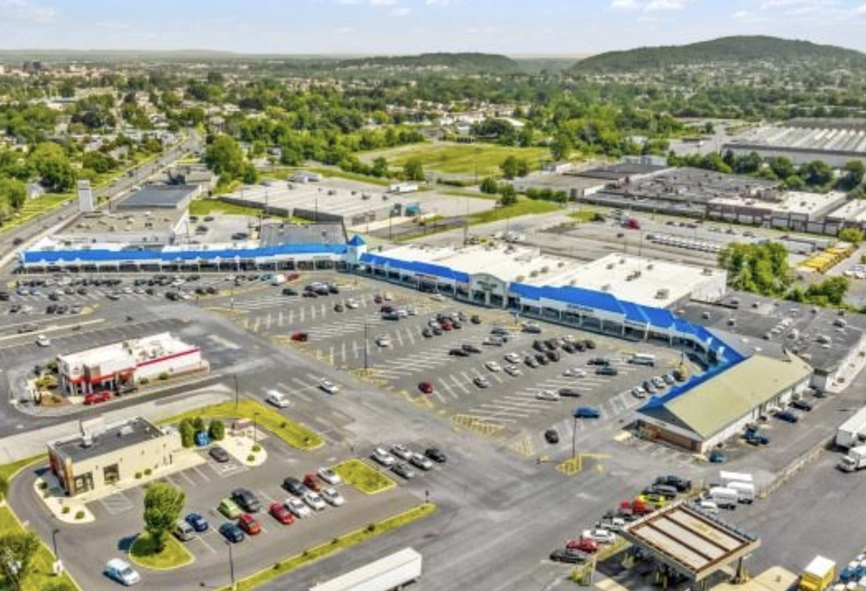 Parkway Shopping Center has sold.