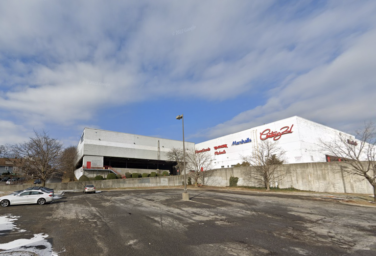 The Cross County Mall in Yonkers, which is another property that has been at the center of disputes between Ashkenazy and the Gindis in recent years.