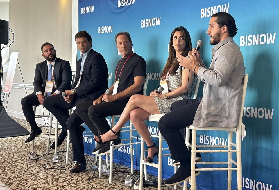 Panel 2 - Greenberg Traurig Jorge Navarro - Constellation Group Eduardo Otaola - Comras Co Michael Comras - CMC Group Christine Martinez de Castro - MG Developer Diego Torrealba