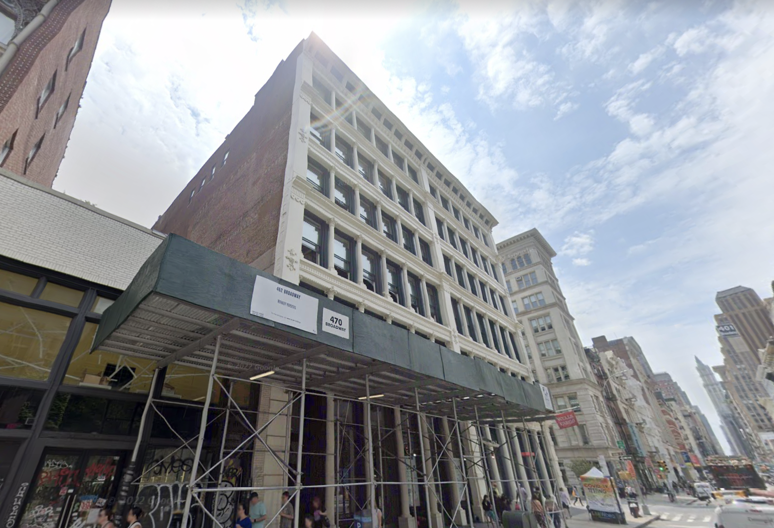 Thor Equities' 470 Broadway, which is now in the hands of special servicer LNR Partners.
