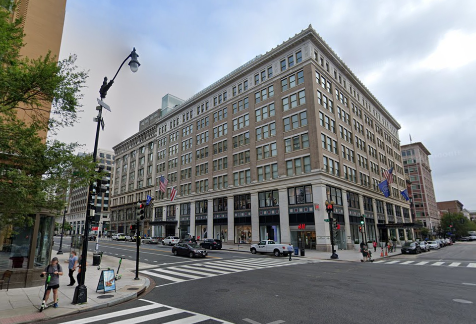 Douglas Development’s Woodies Building at 1025 F St. NW, where MorningConsult signed a 49K SF on Dec. 2, 2020.