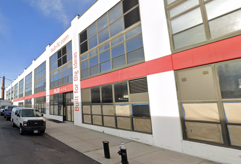 HUB LIC at 47-25 34th St. in Long Island City, where joint owners Metropolitan Realty Associates and Nuveen signed a 212K SF renewal with the NYC DOT this week.