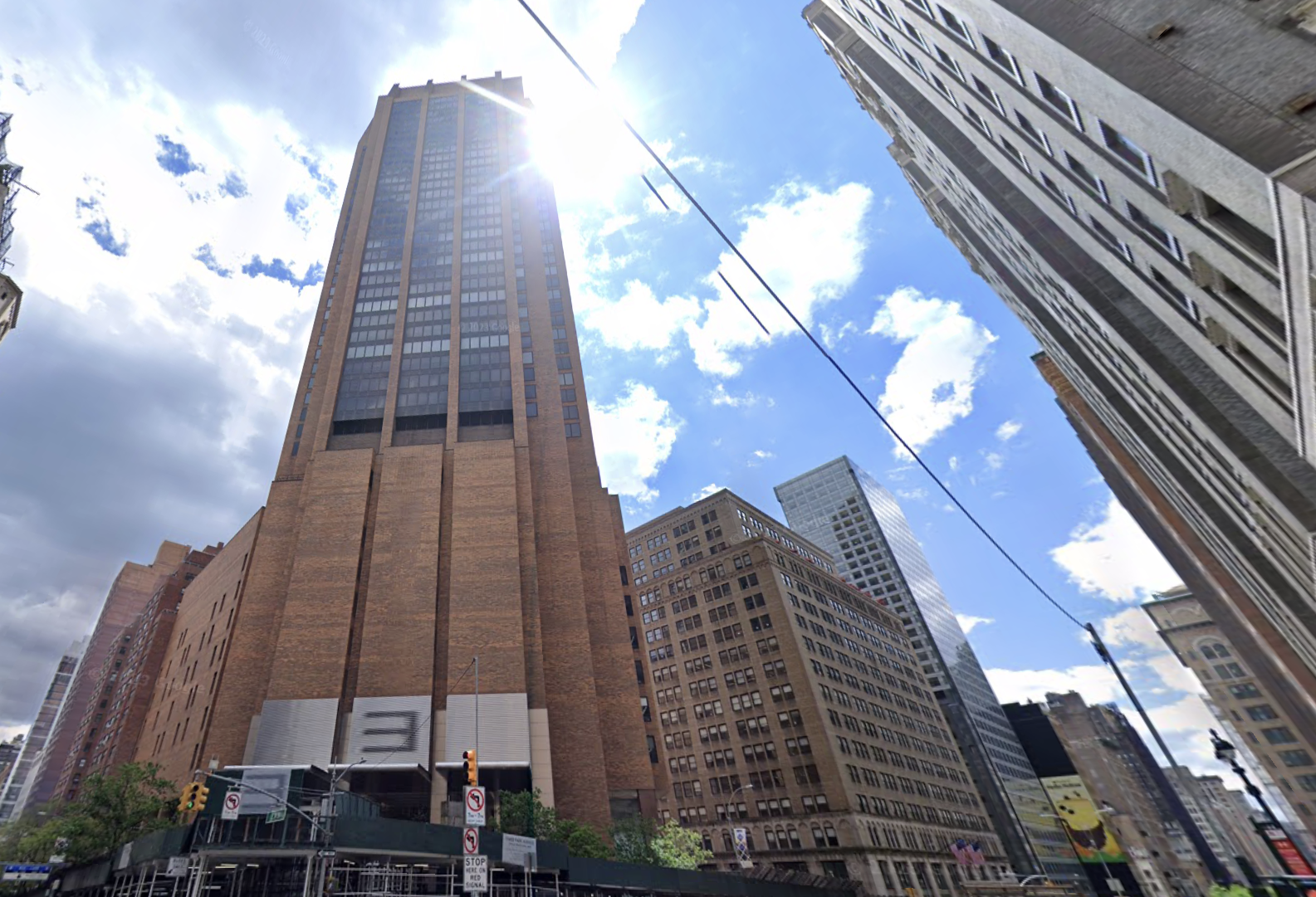 3 Park Ave., an office-and-retail tower owned by Cohen Brothers Realty.