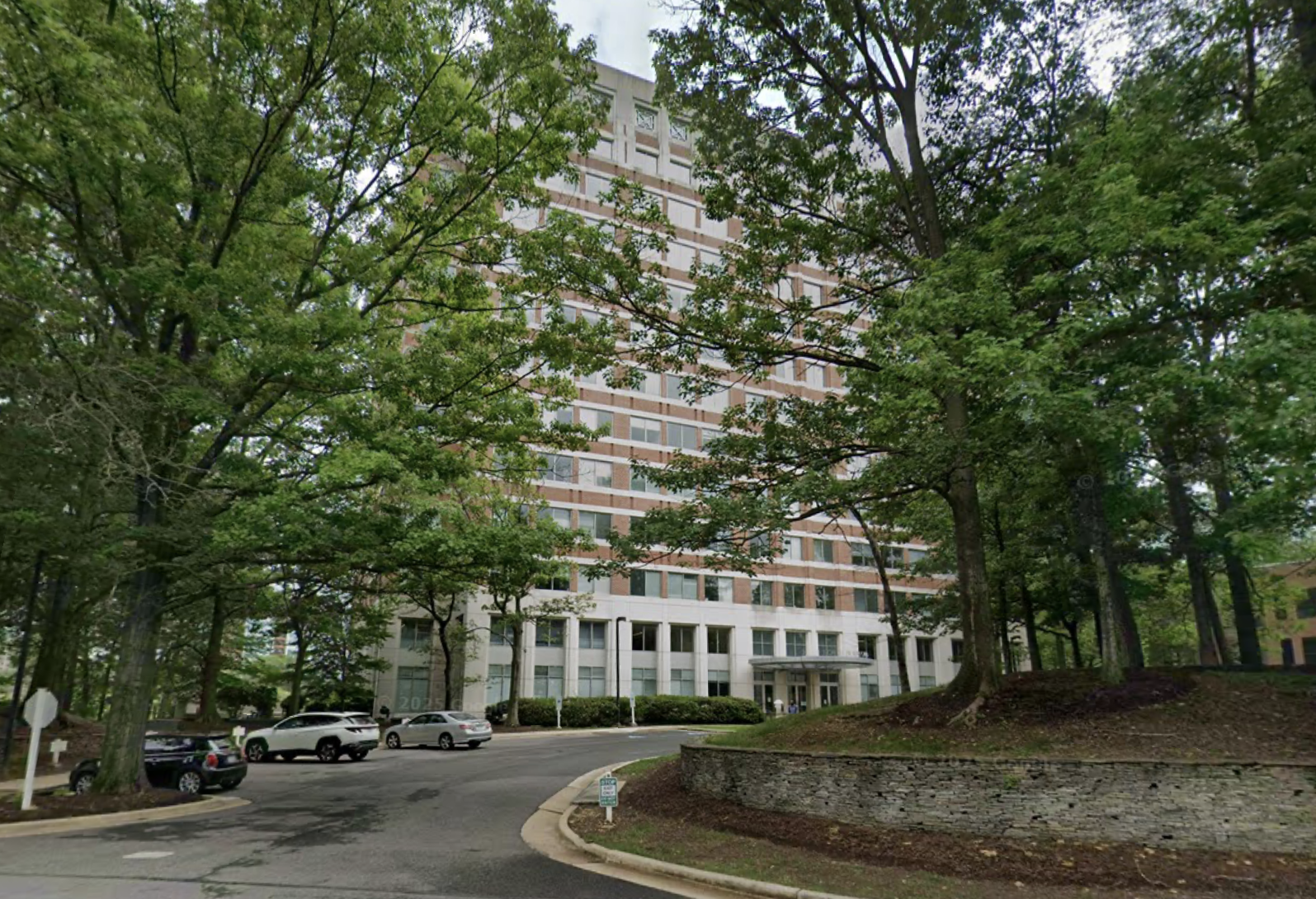 Contractor Adding 1,200 Jobs In NoVa Expansion: The D.C. Deal Sheet