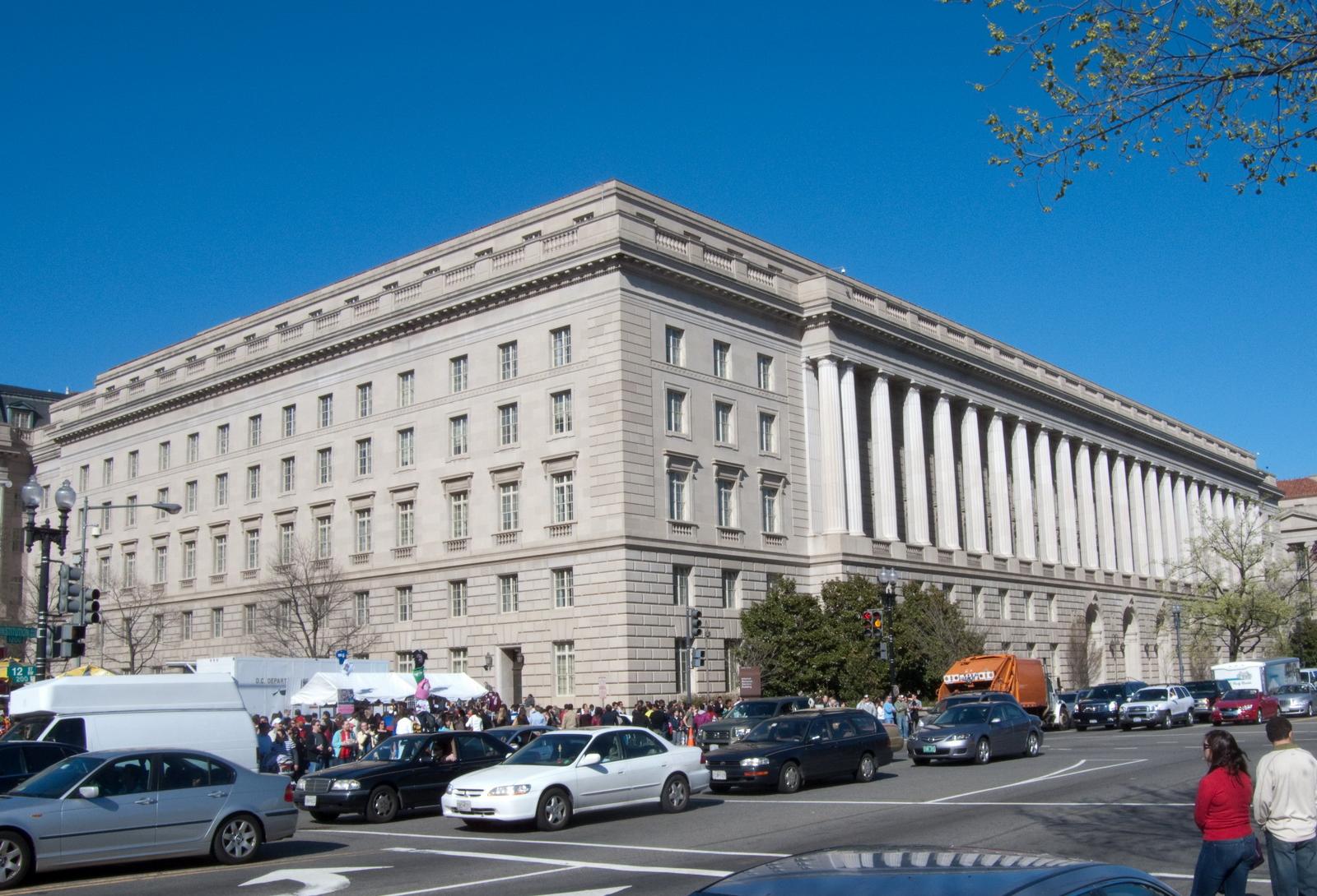 IRS Investigating Thousands Of Investors For Inflating Value Of Donated Land For Tax Breaks 