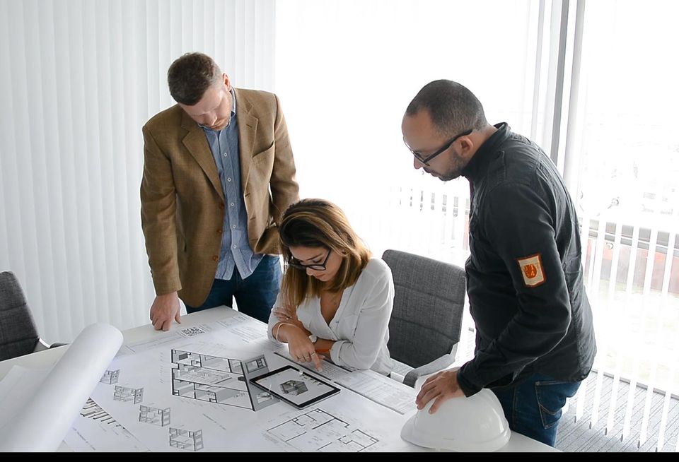 A team executing BIM