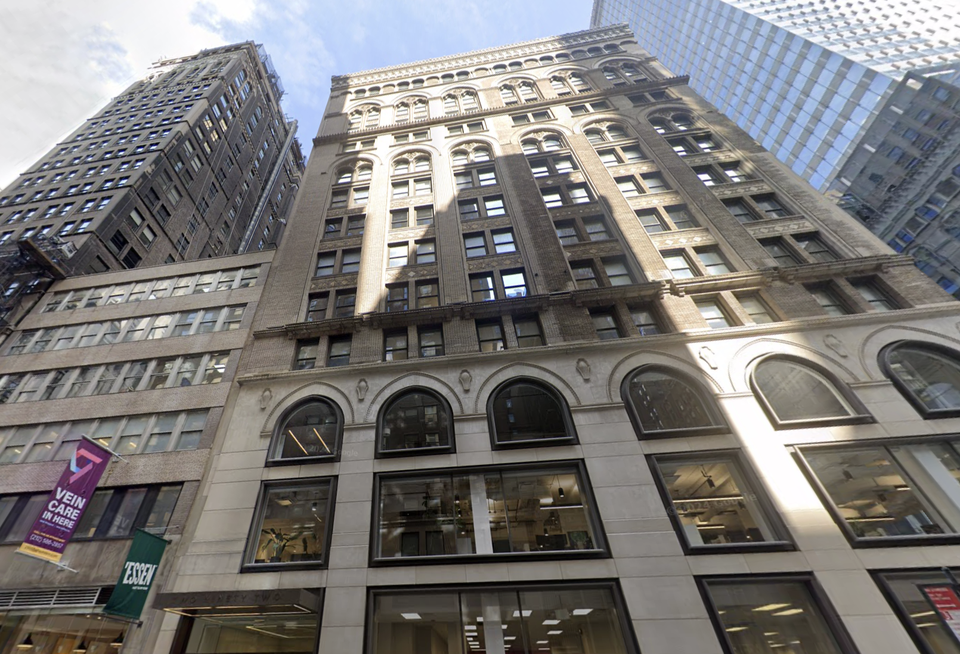 292 Madison Ave., where owner Vanbarton Group reportedly defaulted on a loan worth almost $90M this week.