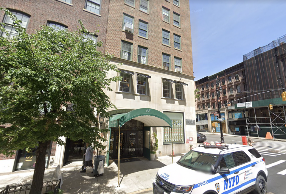 Lenox Hill multifamily building 25 East 67th St., where CorpHousing Group is being sued by affiliates of Black Spruce Management for nonpayment of rent for 12 apartment units.