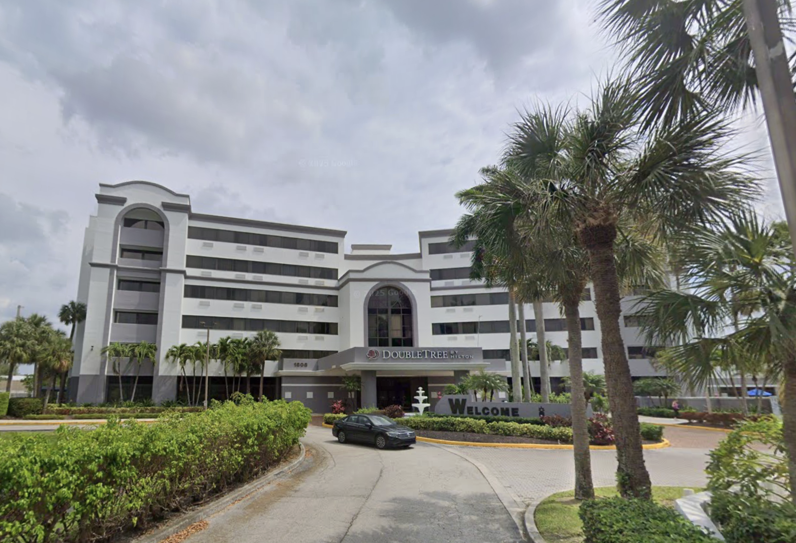 Starwood Grapples With Potential $265M Hotel Portfolio Default