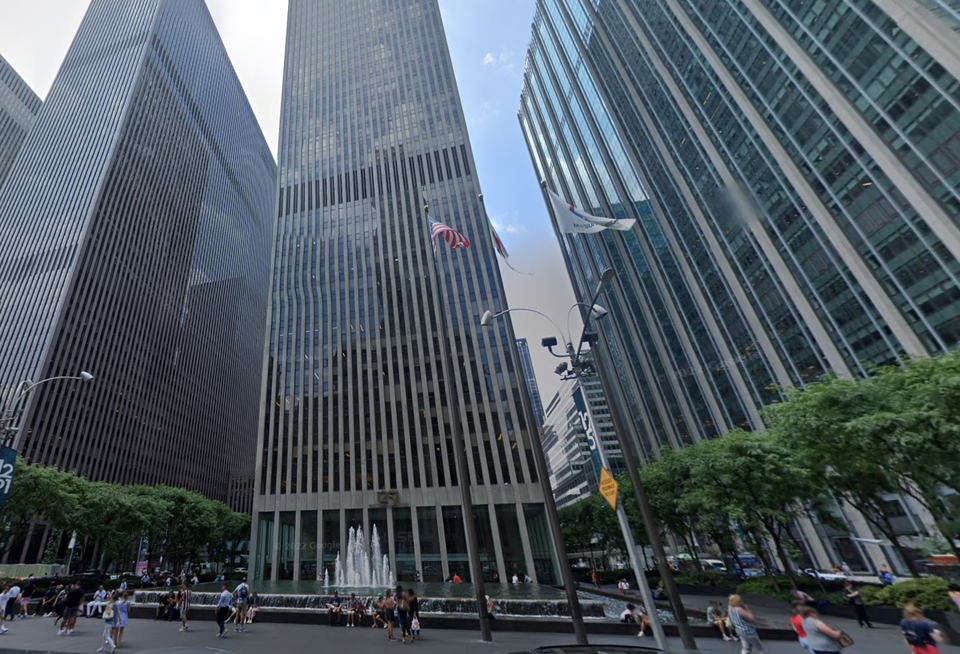 1251 Sixth Ave., where landlord Mitsui Fudosan America signed financial adviser Solomon Partners to 71K SF this week.