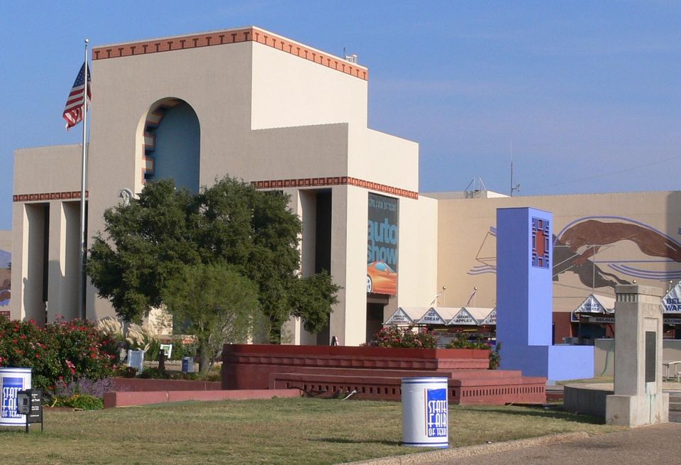 art deco building
