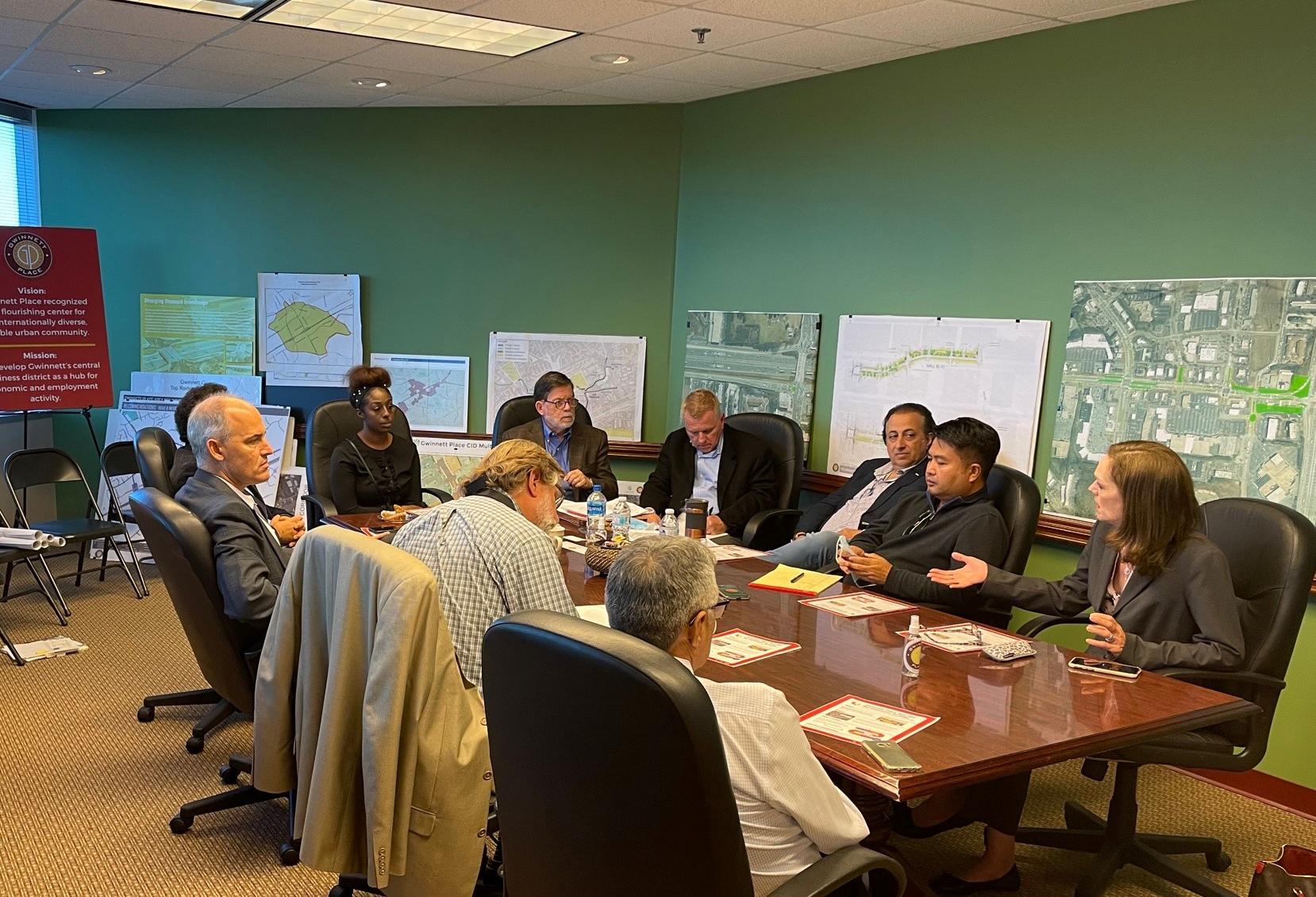 VHB meets with Gwinnett Place stakeholders.