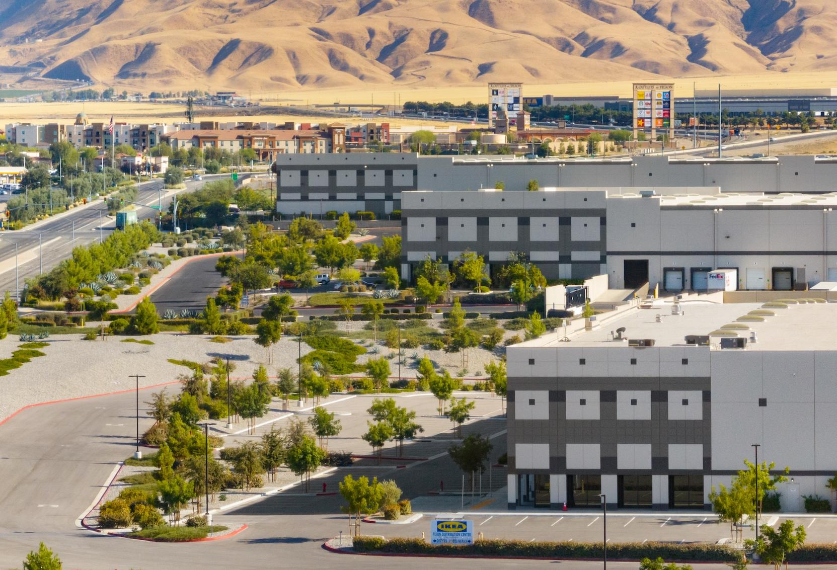 Tejon Ranch, Dedeaux Properties To Begin 510K SF Industrial Project 