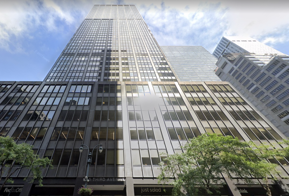 600 Third Ave., a Class A office and retail property where BlackRock Realty Advisors and L&L Holding Company got a $160M loan from Crédit Agricole CIB and Landesbank Baden-Württemberg this week.