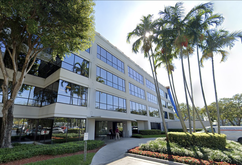 Waterford Atrium 6100 Waterford District Drive Miami