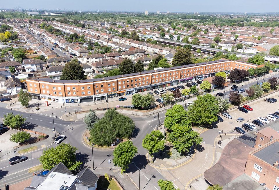 Elm Park, Addington Capital