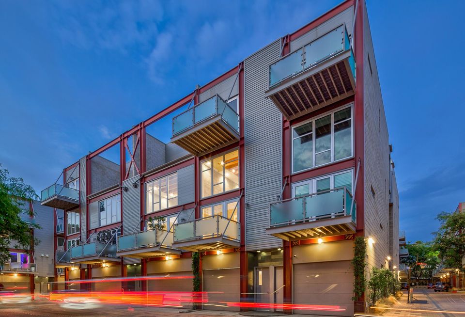 The Enclave at 3450 Cahuenga Blvd. in Studio City