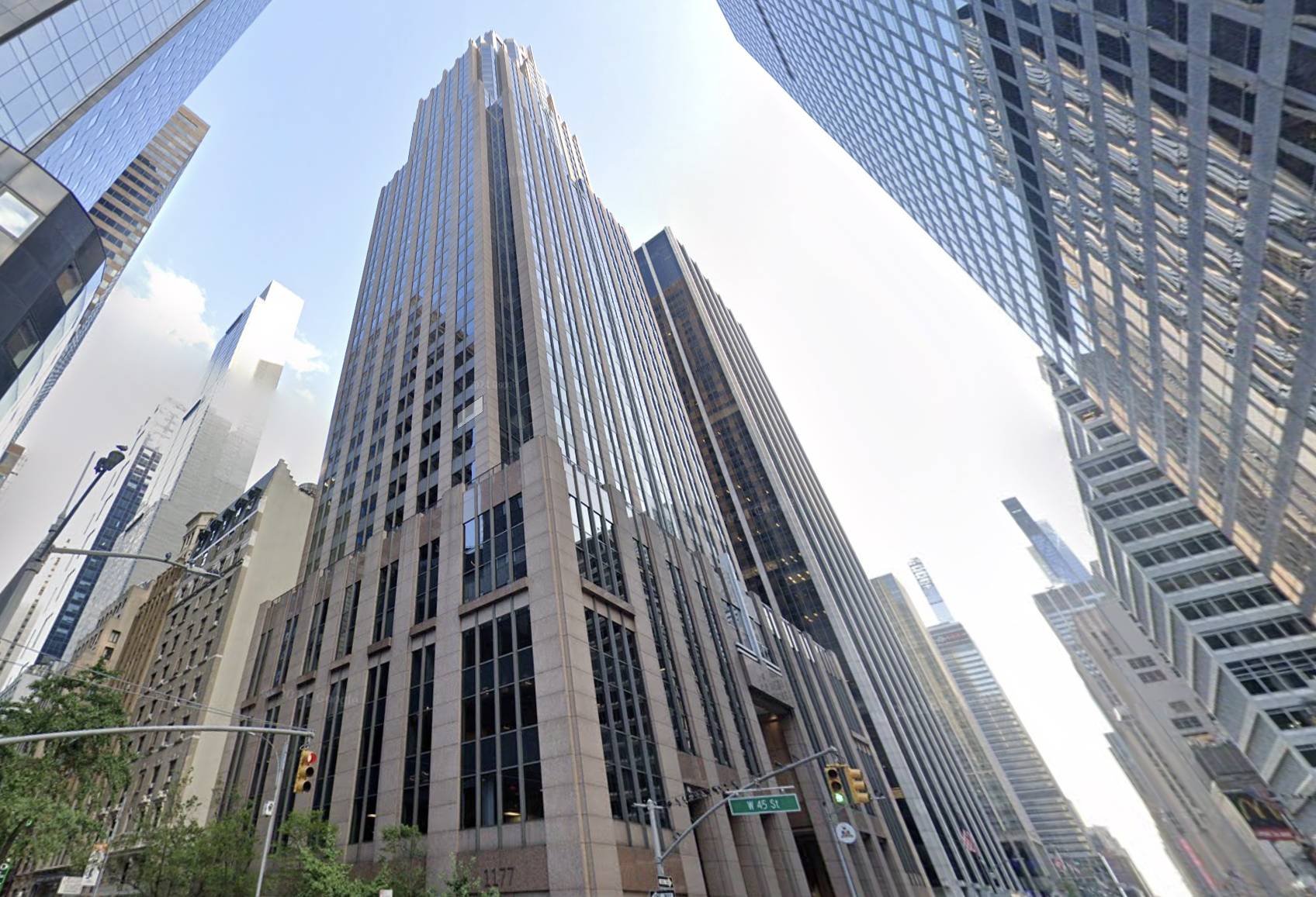 Norges Bank, Beacon Capital To Pay $571M For Midtown Office Tower