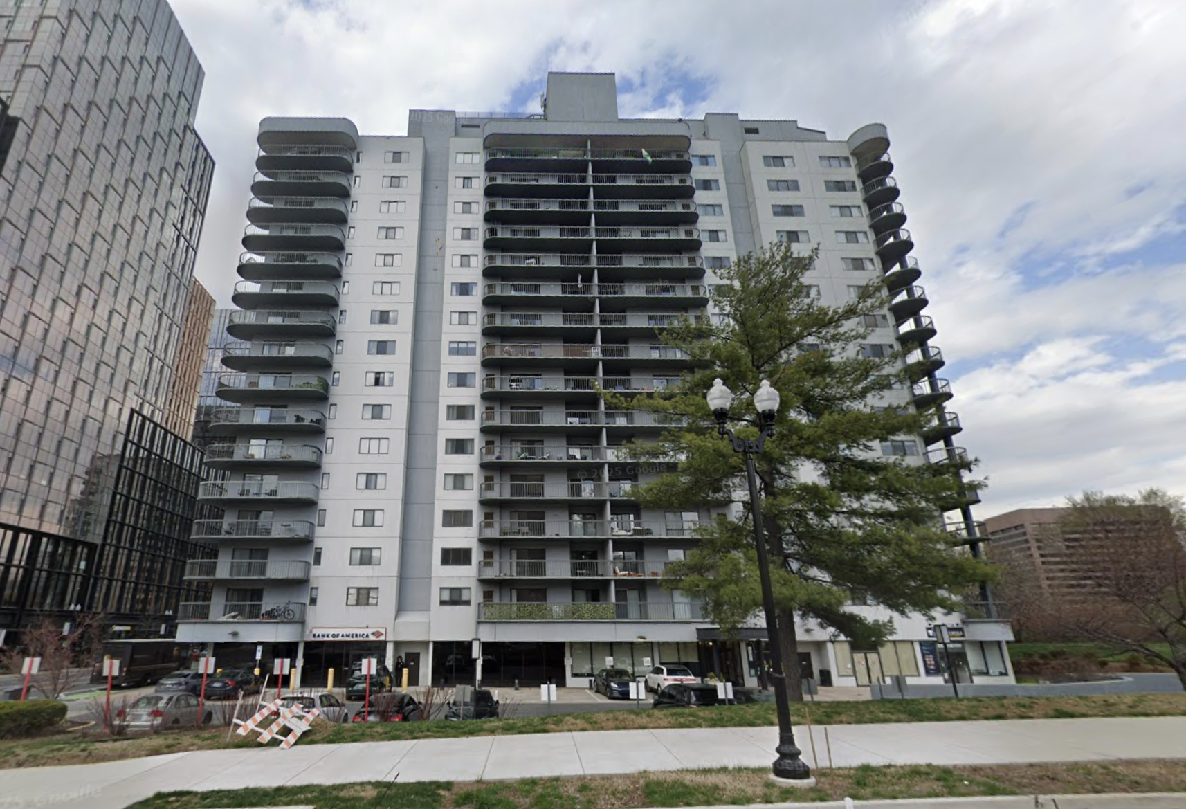 Elme Communities Reaches Deal To Sell $1.6B Portfolio, Plans Liquidation
