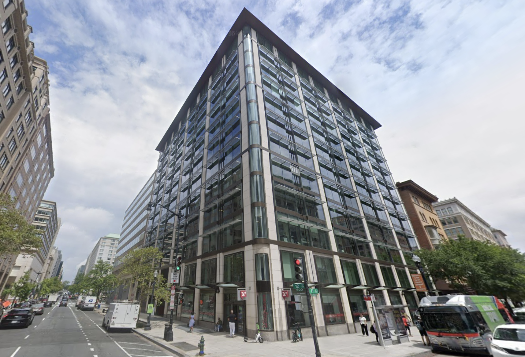 SpaceX Inks Office Lease Downtown: The D.C. Deal Sheet